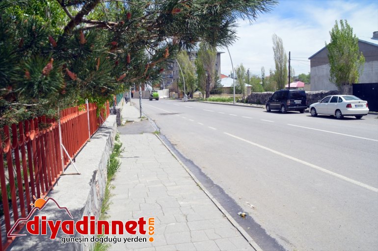 ağrı sokaklar boş3
