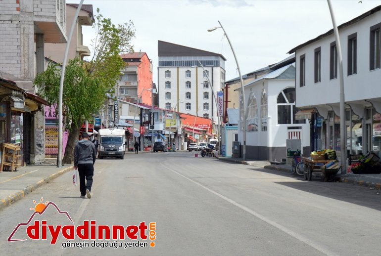 ağrı sokaklar boş5