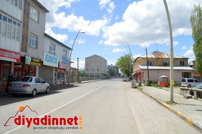 ağrı sokaklar boş6