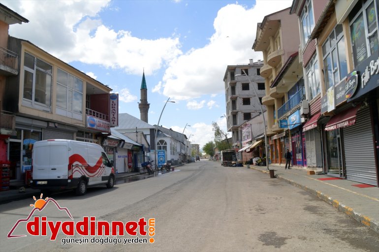 ağrı sokaklar boş7