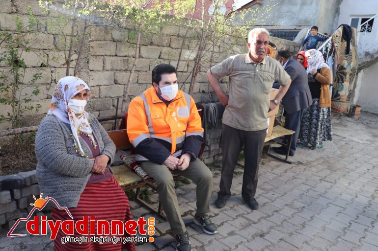 Başkan Sayan her gün Vefa Sosyal Destek Grubu adına çalışıyor3