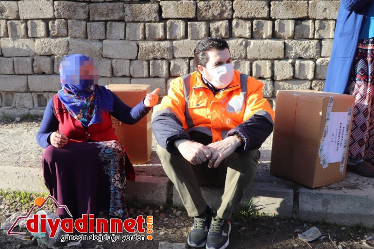 Başkan Sayan her gün Vefa Sosyal Destek Grubu adına çalışıyor4