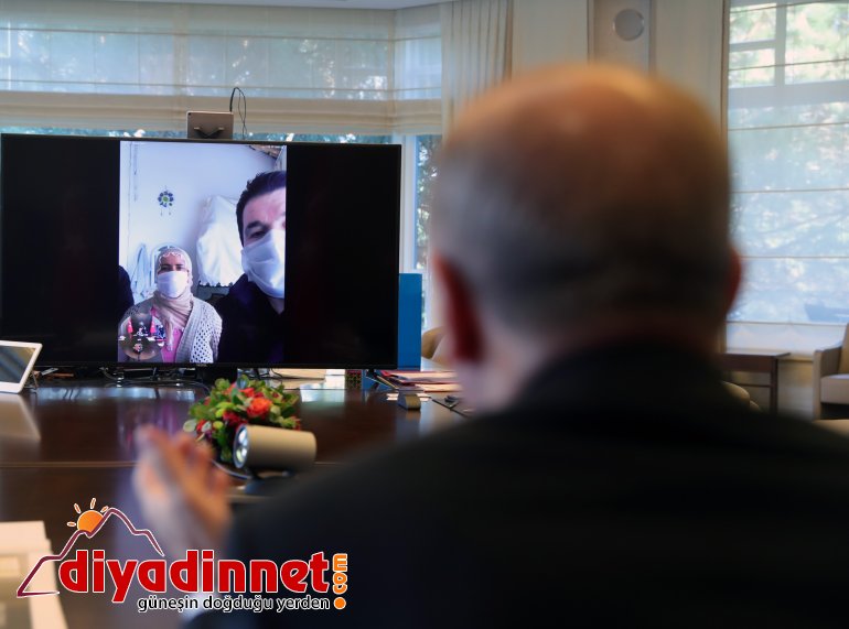 Cumhurbaşkanı Erdoğan Ağrı aileyle görüştü2
