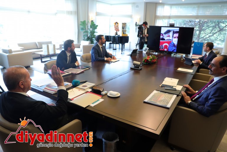 Cumhurbaşkanı Erdoğan Ağrı aileyle görüştü6