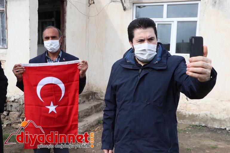 Cumhurbaşkanı Erdoğan Ağrı aileyle görüştü8