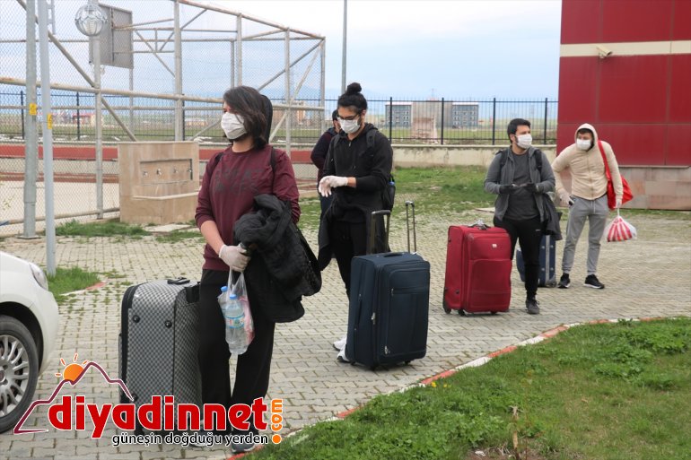 Ağrı'da karantina süreleri dolan 184 kişi evlerine gönderildi