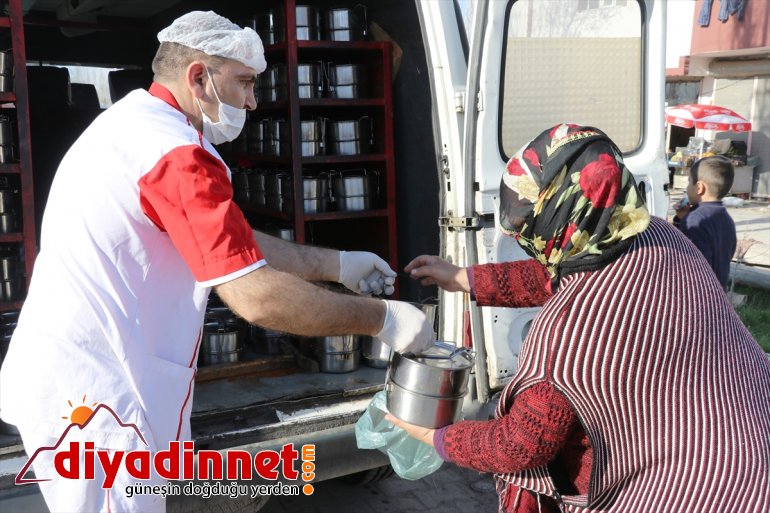 İftar çadırları kurulamayınca yemekler evlere taşınıyor4