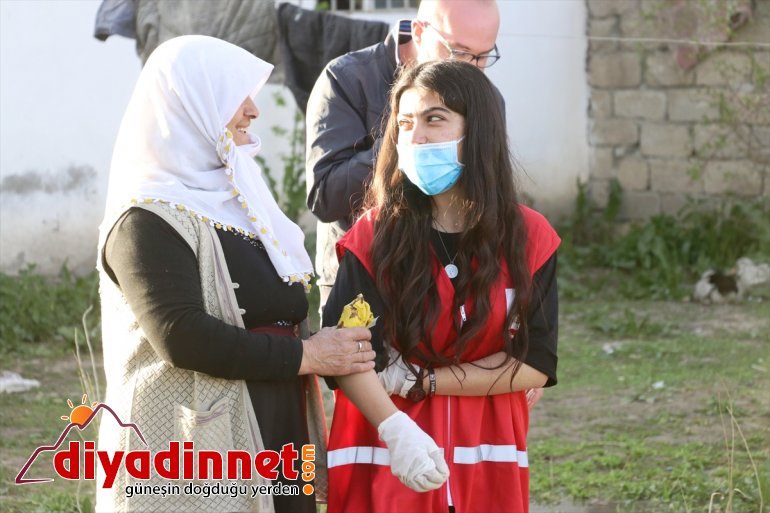 sahibi ihtiyaç Ağrılı uzandı AA