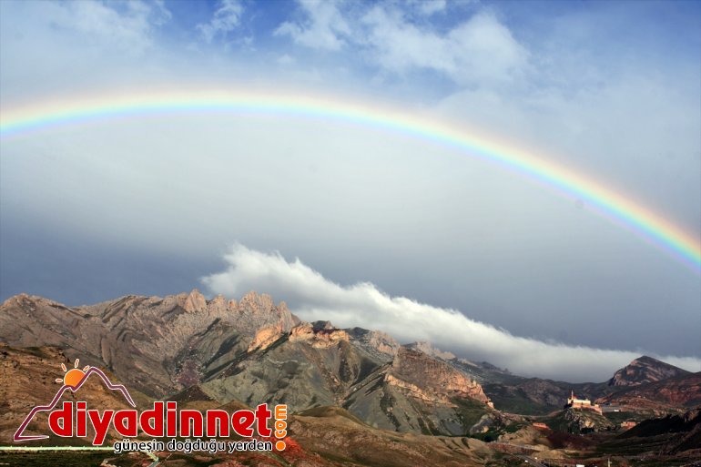 ishak paşa sarayı gökkuşağı2