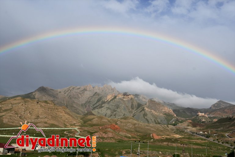 ishak paşa sarayı gökkuşağı3