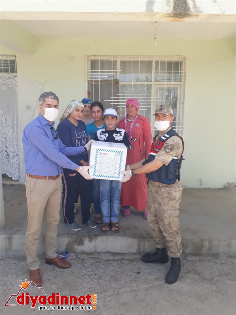 Kale'de ihtiyaç sahibi Suriyelilere hijyen malzemesi dağıtıldı