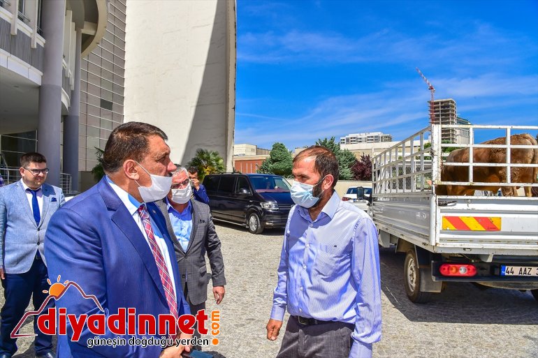 Malatya'da hayırsever kardeşlerden ihtiyaç sahiplerine anlamlı destek