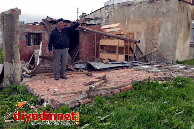 fırtına - uçurdu Şiddetli çatıları ARDAHAN 4