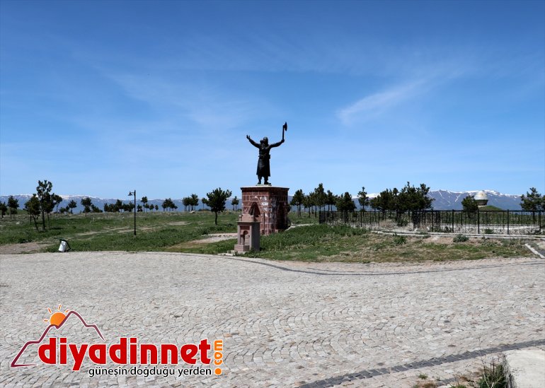 cesaret Nene ve simgesi: Türk kahramanlığının Hatun kadınının 4