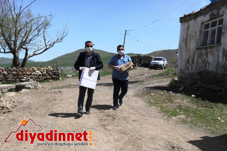 ve - Vefa sabun ücra en köylerde dağıtıyor  ekibi AĞRI maske 2