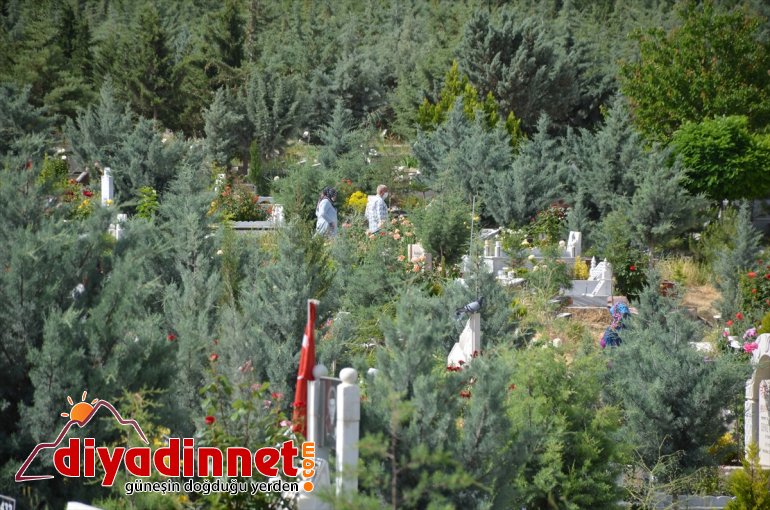 Vatandaşlar kabir - ziyaretinde  MALATYA bulundu 9