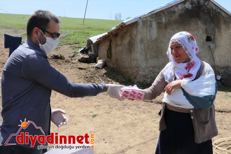 dağıtıyor AĞRI - ücra sabun Vefa en ekibi  köylerde maske ve 4