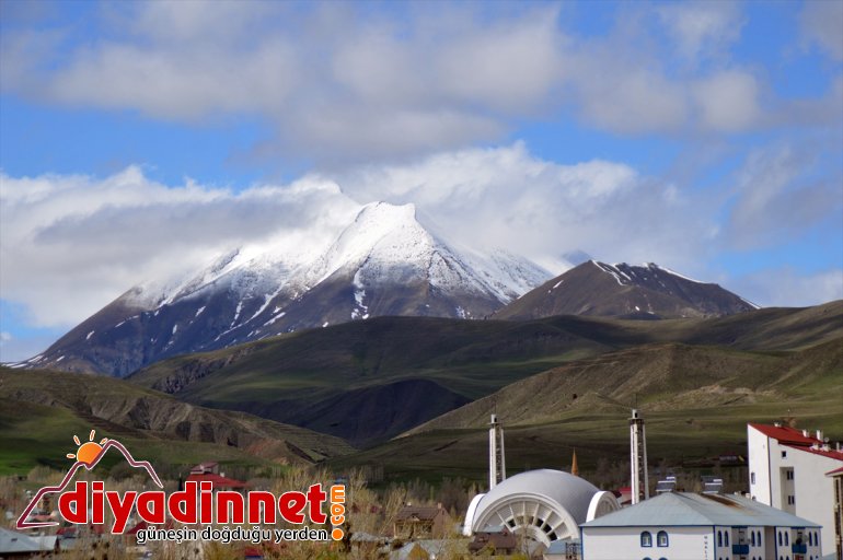 baharda rakımlı 3 433 yeniden büründü Ağrı