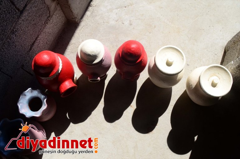 50 yaşındaki Suphiye Özabay, 40 yıldır toprağa hayat veriyor