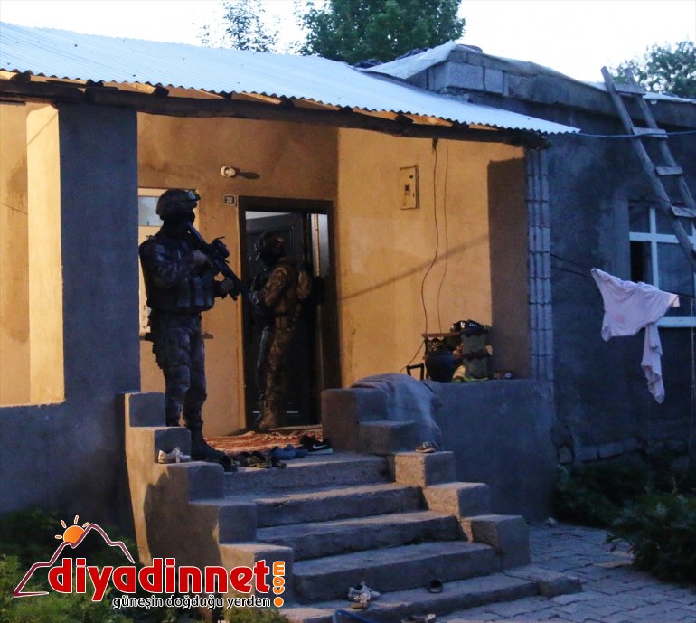 uyuşturucu operasyonunda 11 merkezli zanlı Ağrı tutuklandı ildeki 3 2