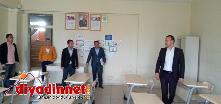 Ağrı Milli Eğitim Müdürü Tekin sınav merkezlerini denetledi7