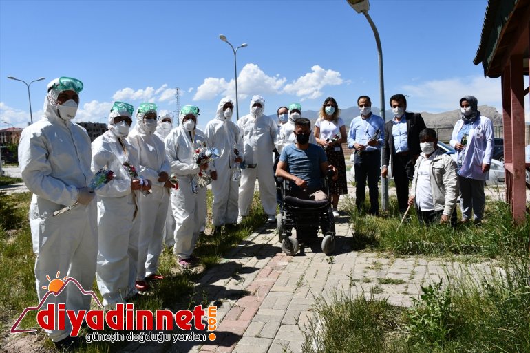 sürpriz ekibine engellilerden  Ağrılı başarılı çiçekli pandemi 2