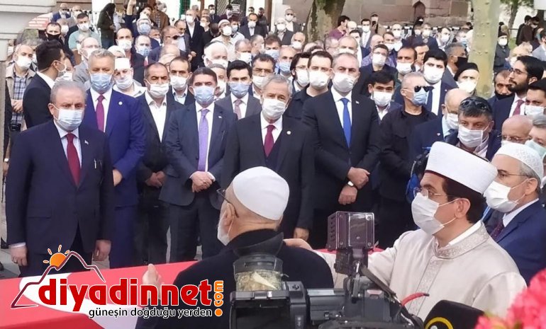 Ağrılı siyasetçi Ahmet Tekdal, son yolculuğuna uğurlandı