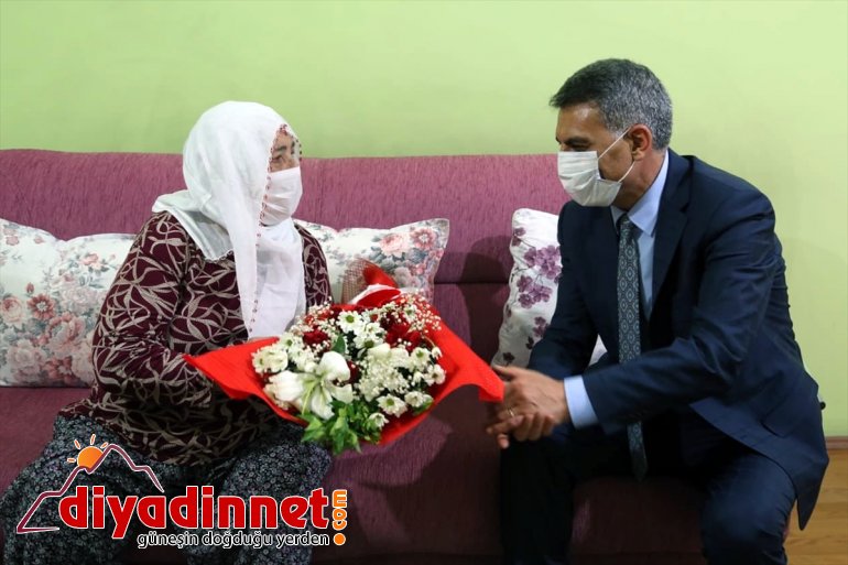 şehit Tunceli Özkan, ziyaretini ailesine yaptı ilk Valisi 2