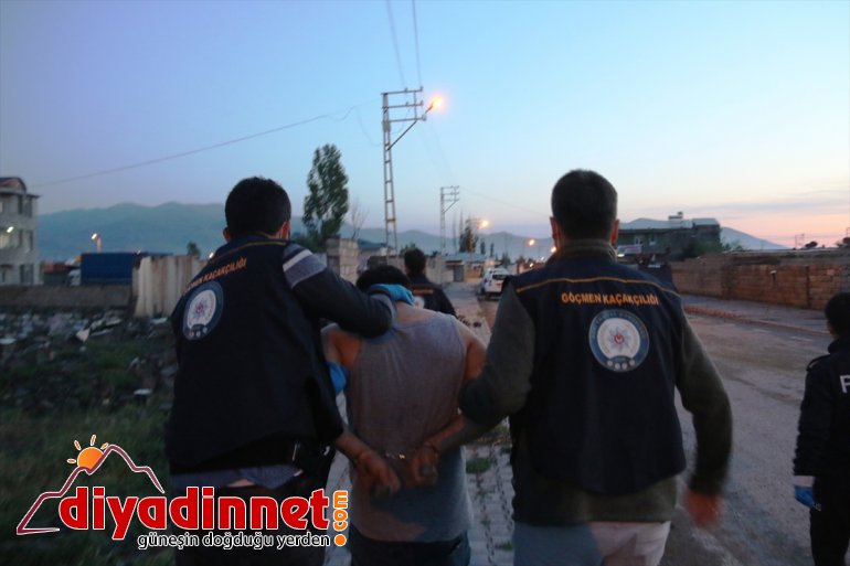 26 düzeyde kaçakçılığını eden operasyonda göçmen zanlı şebekeye Uluslararası tutuklandı yönelik organize 9