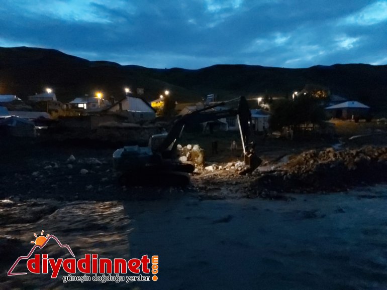 Ağrı da sel felaketinde işçiler ölümle burun buruna geldi9