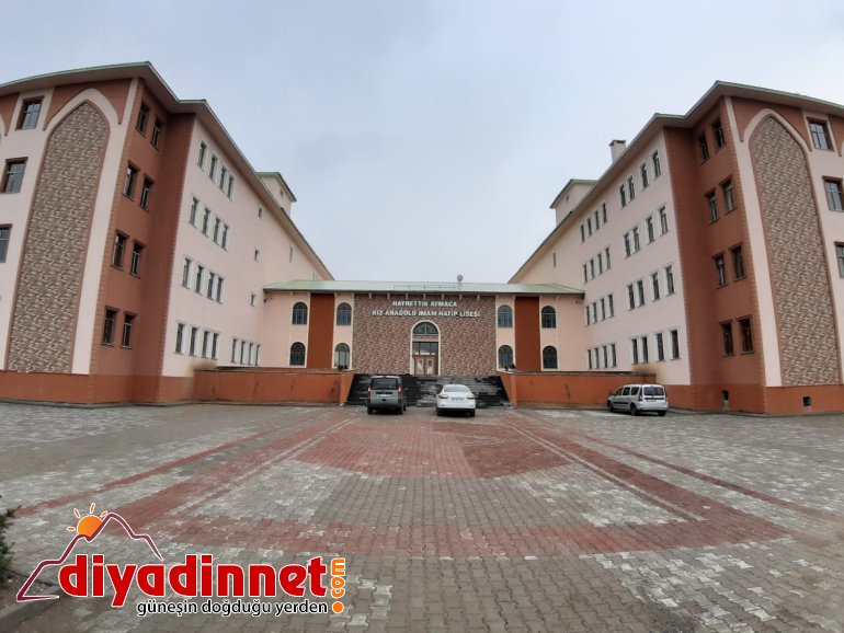 Ağrı'nın Proje Okulu Yeni Öğrencilerini Bekliyor