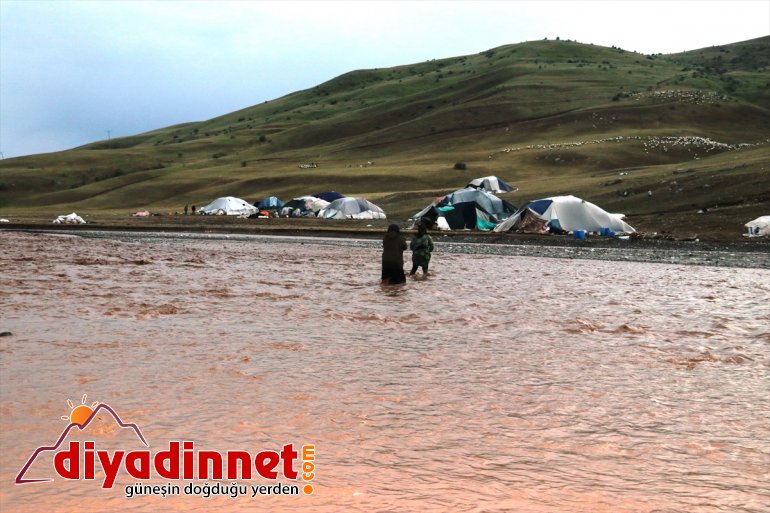 oldu telef köylerin yakın gördüğü selde 100