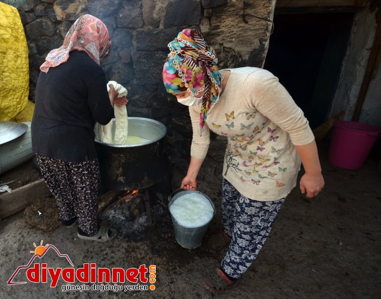 için çeçil peyniri Asırlık kazanlar yakılıyor  usulü imece lezzet 16