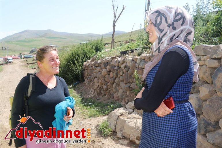 Karavanlarla  dünya turuna hayran çıkan - AĞRI kaldı Türkiye