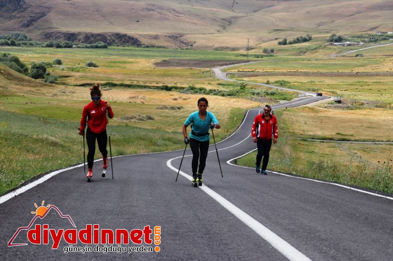 ter döküyor olimpiyat kotası için Milli kayaklı - AĞRI asfaltta koşucular, 8