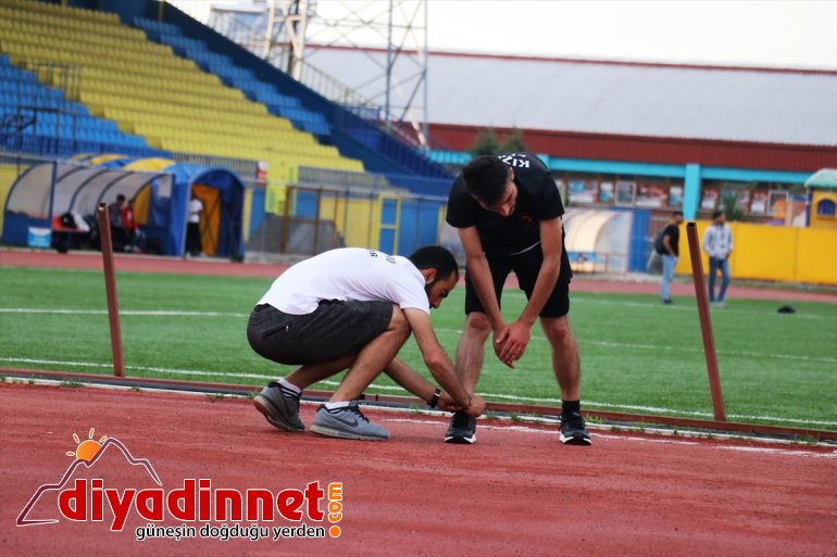 için - düzenleniyor Sınavlara ücretsiz hazırlanan kurs AĞRI öğrenciler 2