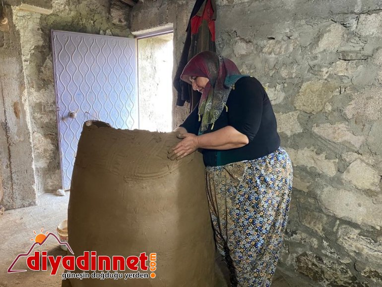 tandır yapan ağrılı kadın2