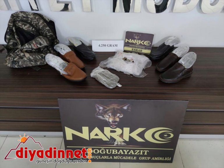 4 esrar ele gram 240 ayakkabı geçirildi kilo Ağrı