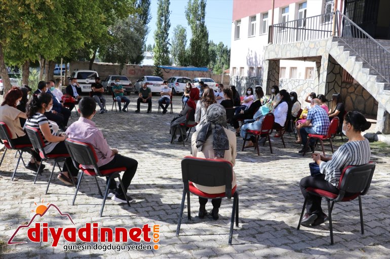 sorumluluk sınavı uzaktan başladı liselilerin eğitim Kars