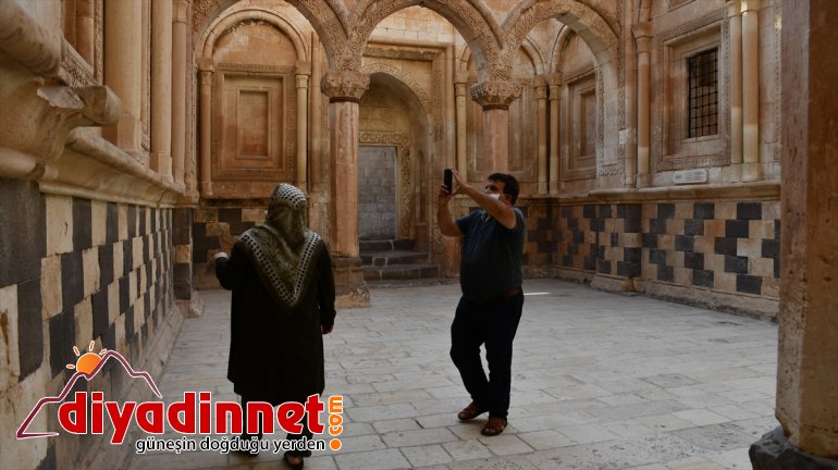 Tarihi İshak Paşa Sarayı na Kurban Bayramı nda yoğun ilgi7