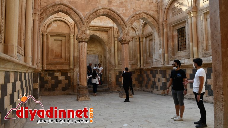 Tarihi İshak Paşa Sarayı na Kurban Bayramı nda yoğun ilgi8