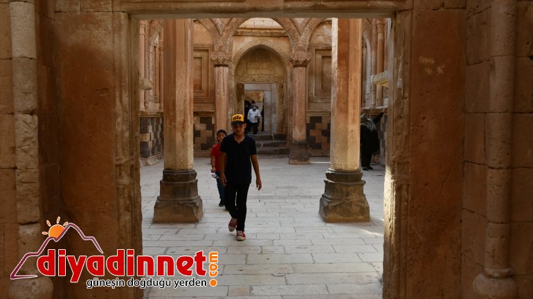 Tarihi İshak Paşa Sarayı na Kurban Bayramı nda yoğun ilgi9