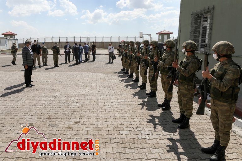 Türkiye-İran Valisi inceledi Bilmez, Van sınırında yapımı duvarını güvenlik süren 4
