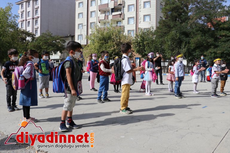 Ağrı da yüz yüze eğitim başladı6