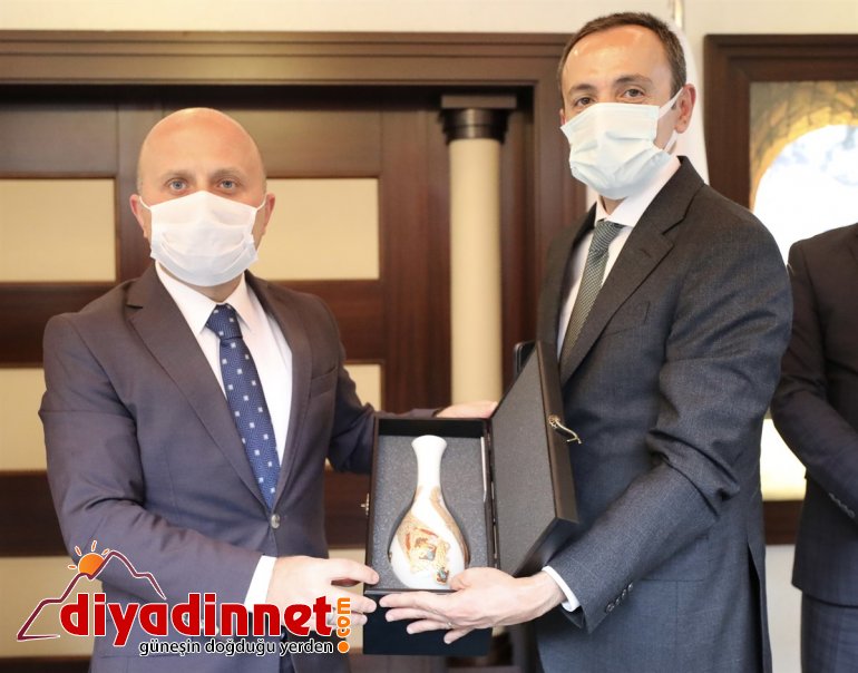 Ağrı Valisi Osman Varol Ankara dan Gelen Heyetle Bir Araya Geldi4