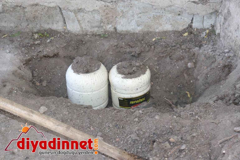 Doğal yollarla üretilen peynirler kışın tüketilmek üzere toprağa gömülüyor7