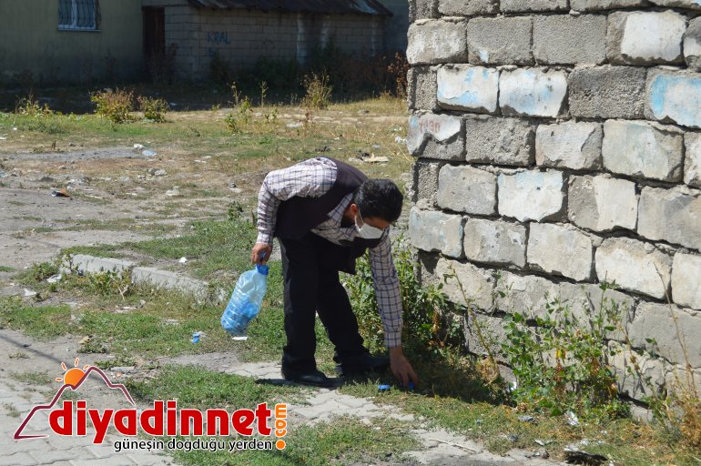 Engelsiz hayat için sokak sokak gezip mavi kapak topluyor4