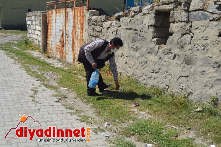 Engelsiz hayat için sokak sokak gezip mavi kapak topluyor6