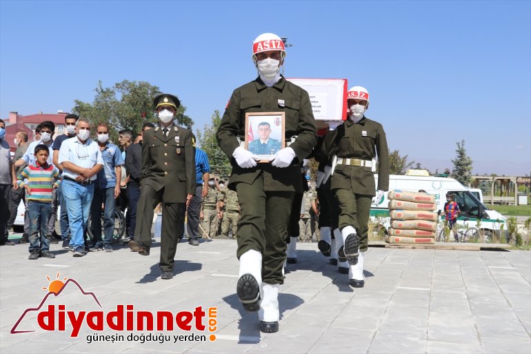 Irak'ın kuzeyinde şehit olan Teğmen Harun Aslan memleketi Ağrı'da defnedildi