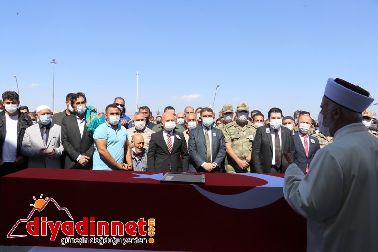 Irak ın kuzeyinde şehit olan Teğmen Harun Aslan memleketi Ağrı da defnedildi4